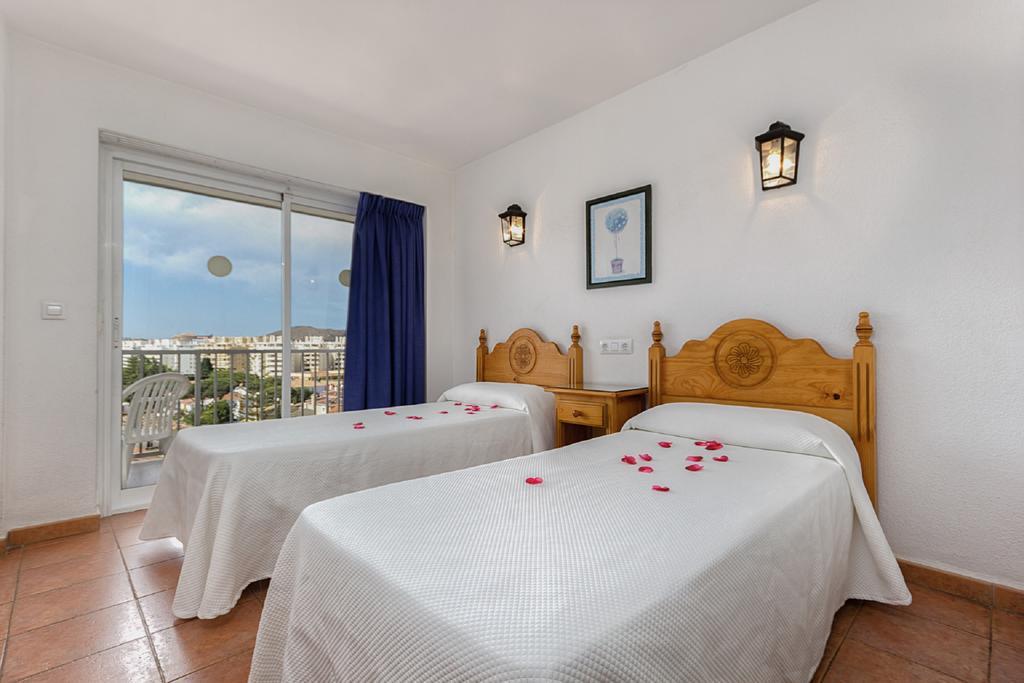 Apartamentos Embajador Fuengirola Dış mekan fotoğraf